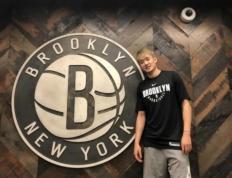 开云体育入口-鹈鹕绝杀尼克斯，周琦惊艳四座