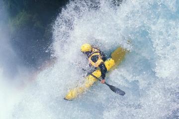 开云体育入口-跨场域统治力共振，贝林厄姆的绿茵爆破与尤文式的得分压制哲学
