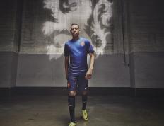 开云体育在线-姆巴佩双响炮打破坚冰，2026世界杯，法国掀起狂潮，哥斯达黎加徒留叹息