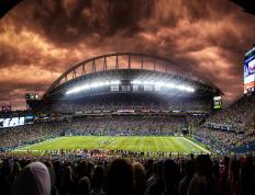 开云体育官网-红土荆棘与温网皇冠，梅德韦杰夫如何用一场胜利改写预言