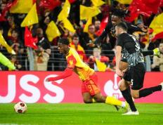 开云官方app入口-关于弗赖堡战胜竞争对手，展现出强大实力的信息