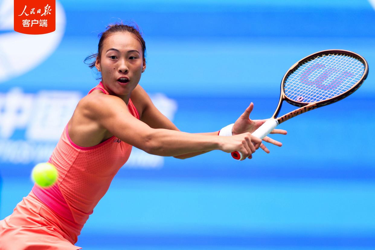 开云体育平台APP-HKA碾压TSM，Ming线上压制力十足宿敌对决四强赛，留下经典瞬间