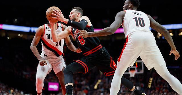 开云体育平台APP-公牛大胜尼克斯，拉文独得35分