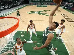 开云体育登录-雄鹿击败骑士凯雷宏肯神奇压轴献技