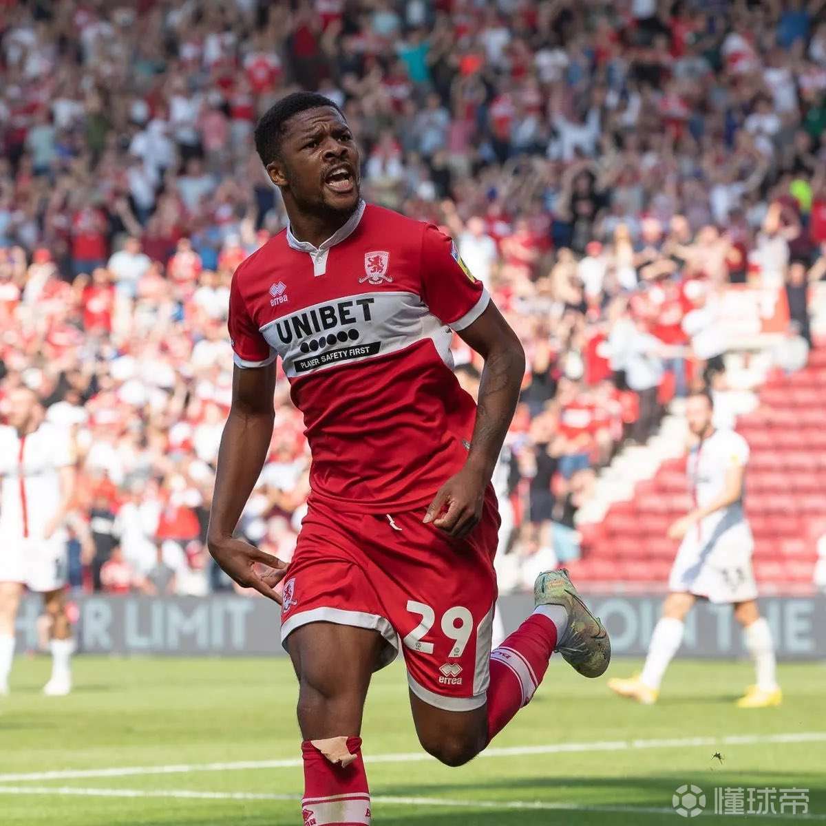 开云官网-维冈主场胜利，保级希望再现