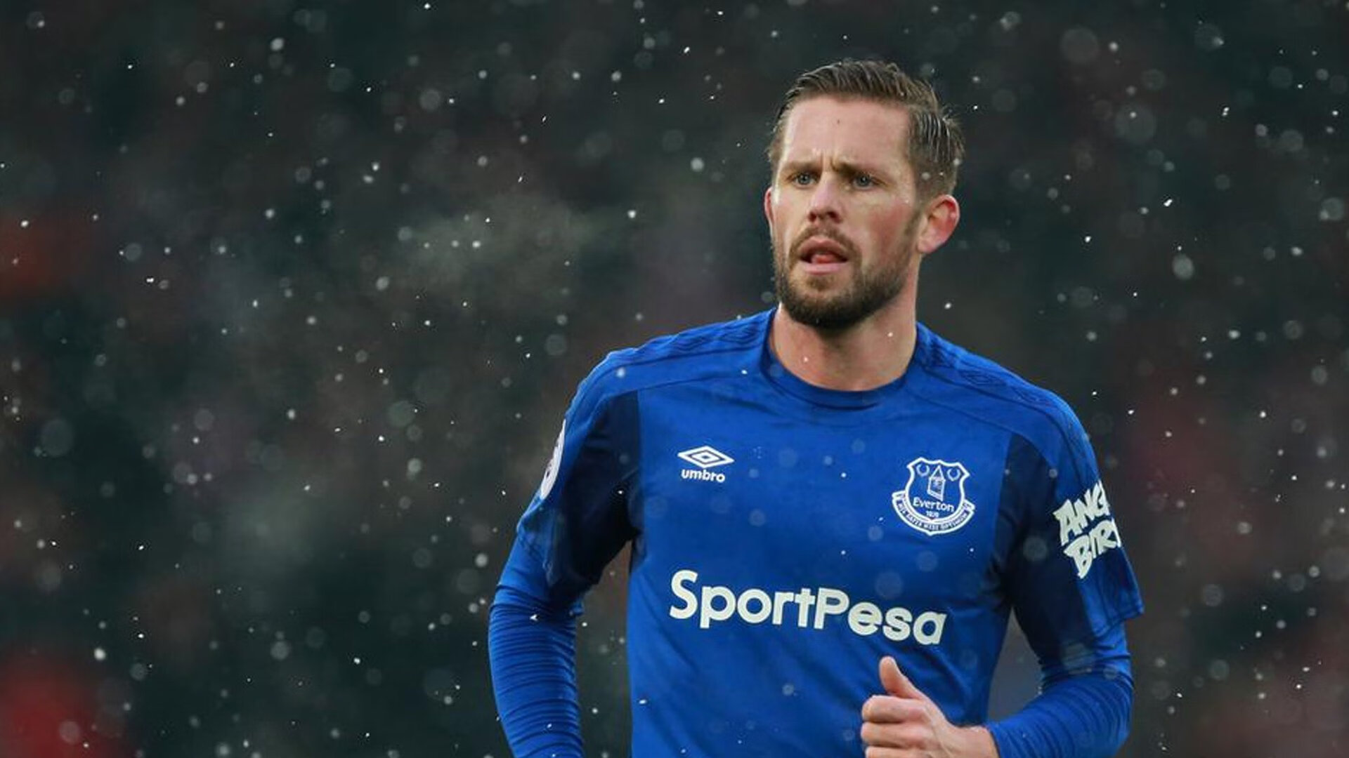 开云体育app-从阴影到曙光,黄喜灿如何在意甲焦点之夜完成自我救赎