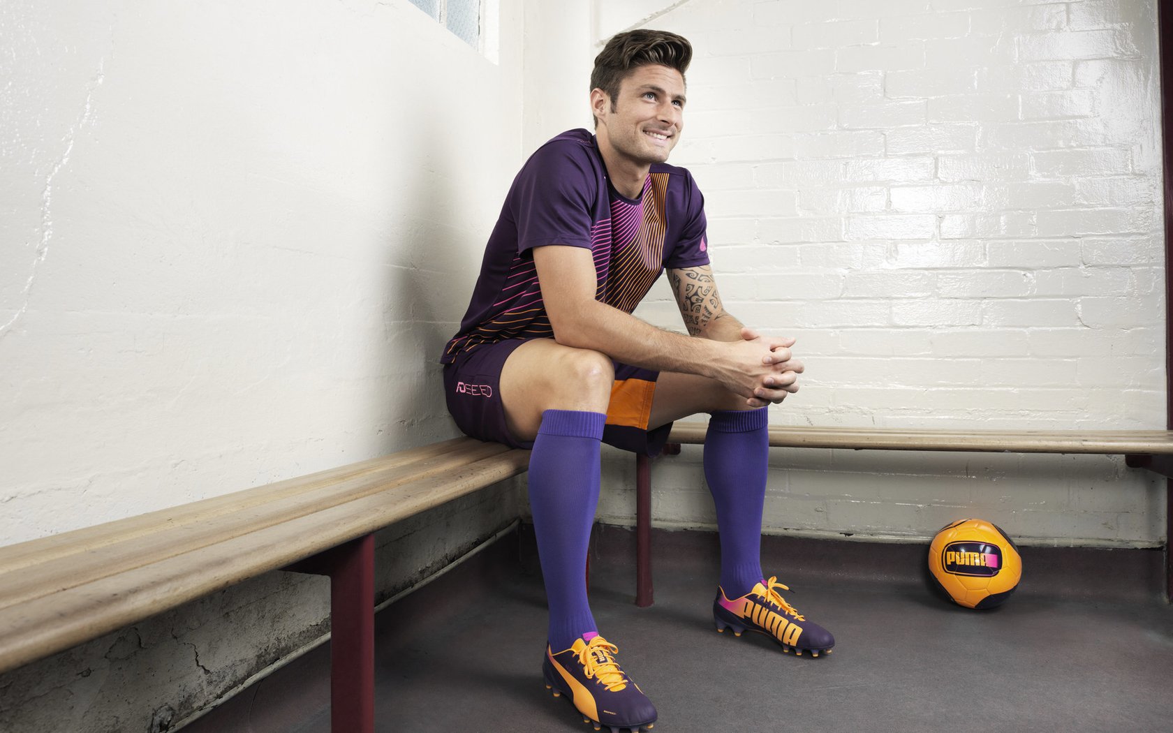 开云体育登录-现代版赤壁之战，韩国队全面碾压下，黄鸭组合上演绝地逆转